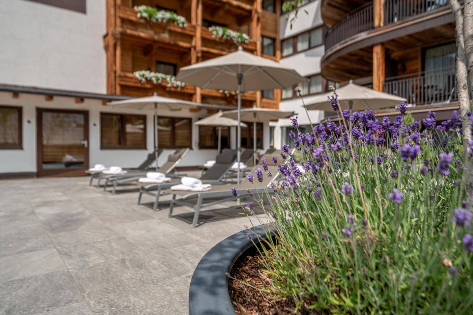Hotel Tyrolerhof Зельден Екстер'єр фото