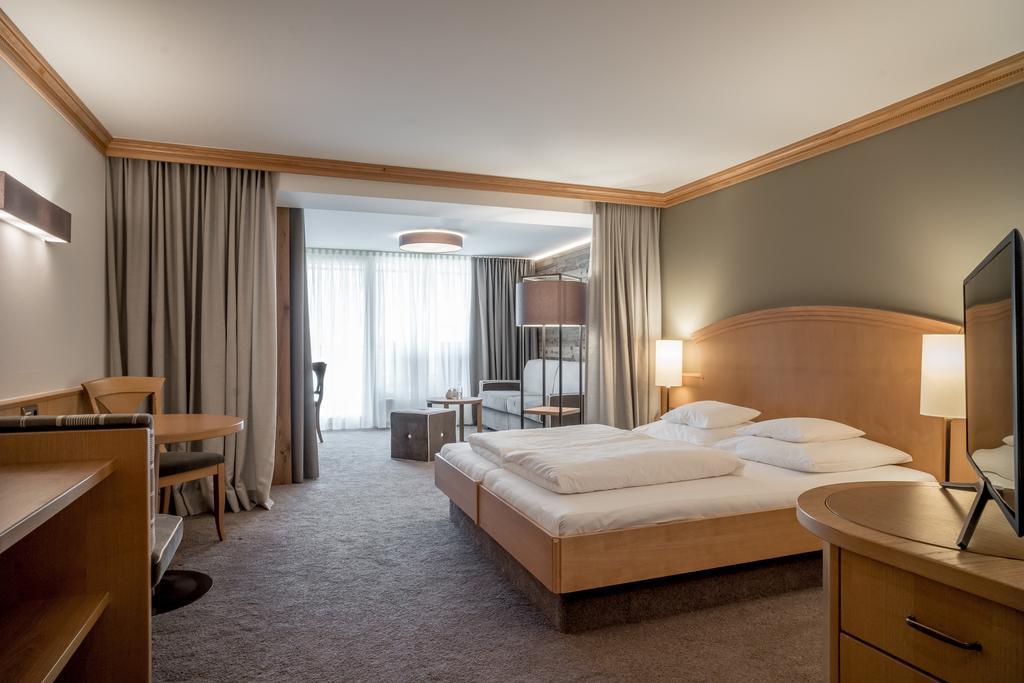 Hotel Tyrolerhof Зельден Екстер'єр фото